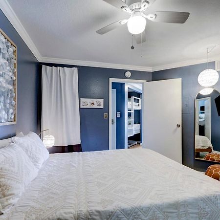 Beautiful Ocean Views At The Victorian Apartment กาลเวสตัน ภายนอก รูปภาพ