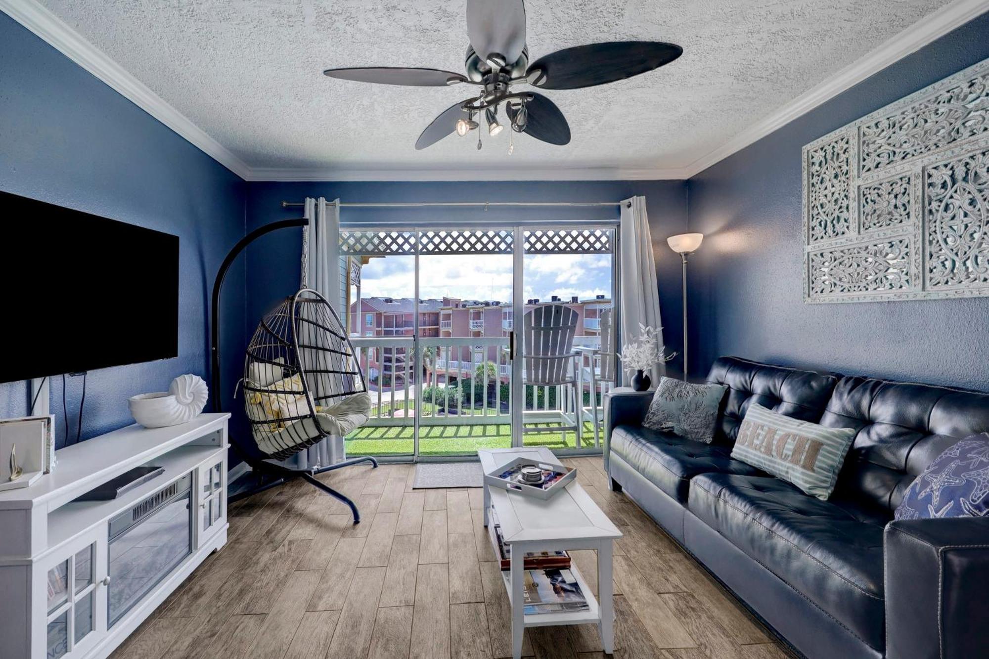 Beautiful Ocean Views At The Victorian Apartment กาลเวสตัน ภายนอก รูปภาพ